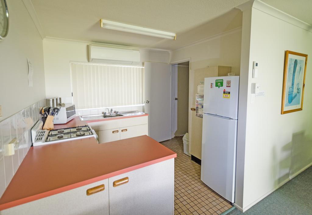 Nikenbah Coast Apartments Formally Bayshores Holiday Apartments מראה חיצוני תמונה