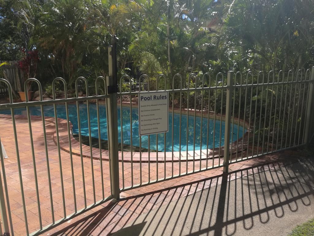 Nikenbah Coast Apartments Formally Bayshores Holiday Apartments מראה חיצוני תמונה