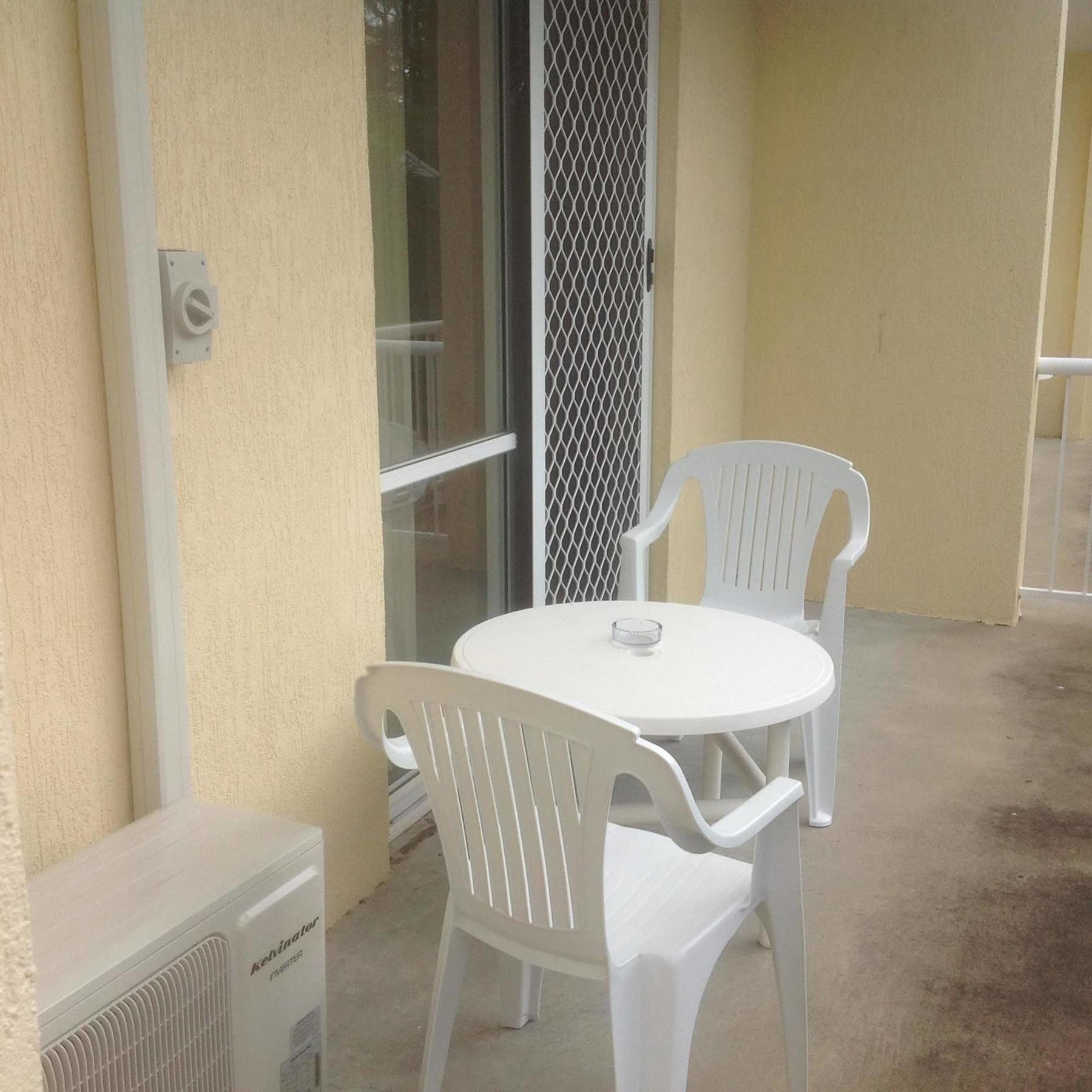 Nikenbah Coast Apartments Formally Bayshores Holiday Apartments מראה חיצוני תמונה